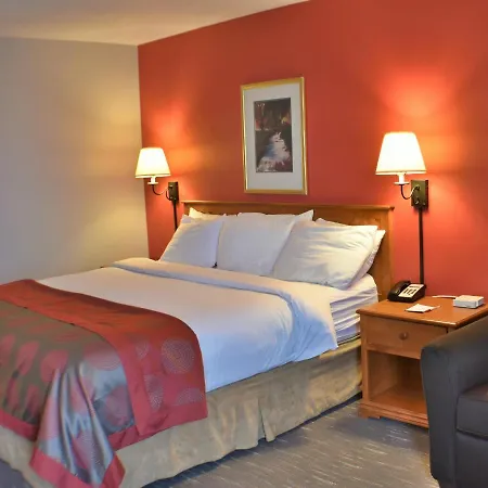 Ramada By Wyndham Sioux Falls Airport - Waterpark Resort & Event Center Exterior foto