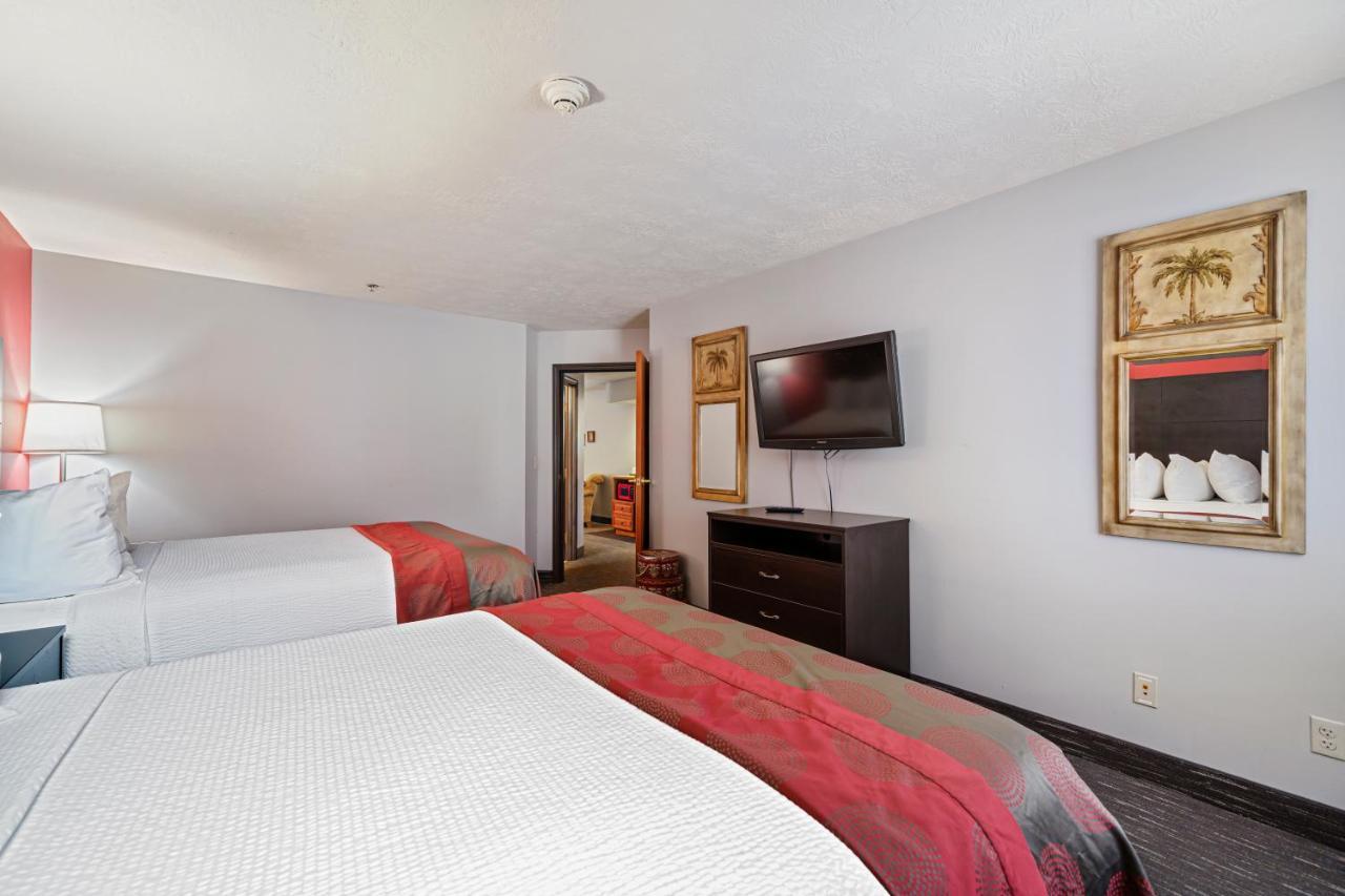 Ramada By Wyndham Airport - Waterpark & Event Center Sioux Falls