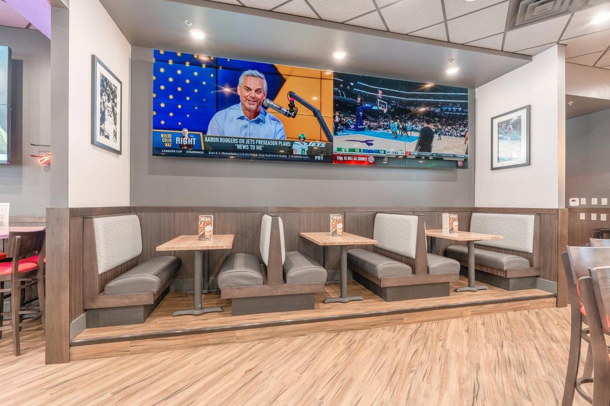 Ramada By Wyndham Airport - Waterpark & Event Center Sioux Falls
