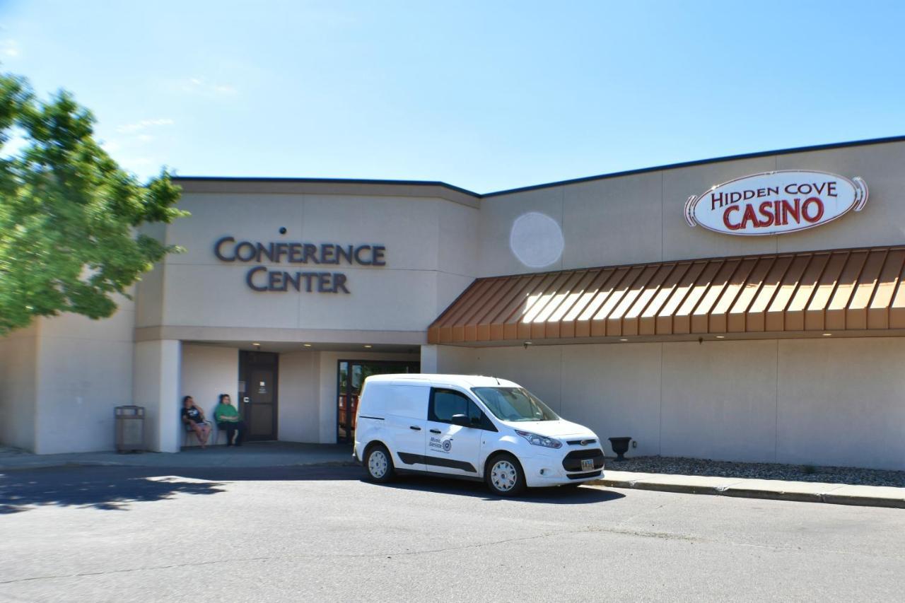 Hotel Ramada By Wyndham Airport - Waterpark & Event Center Sioux Falls